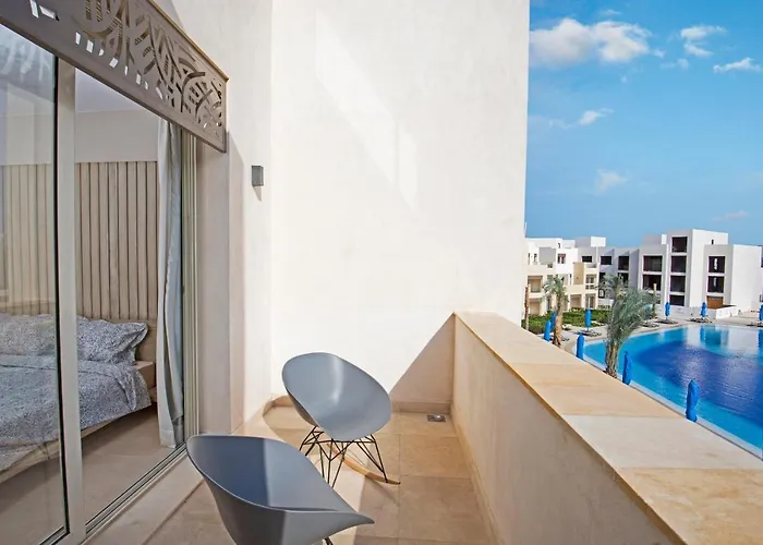 Appartement A Stunning Seaview Penthouse; 3bedrooms + Nanny