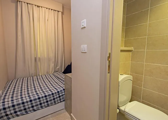 Appartement A Stunning Seaview Penthouse; 3bedrooms + Nanny